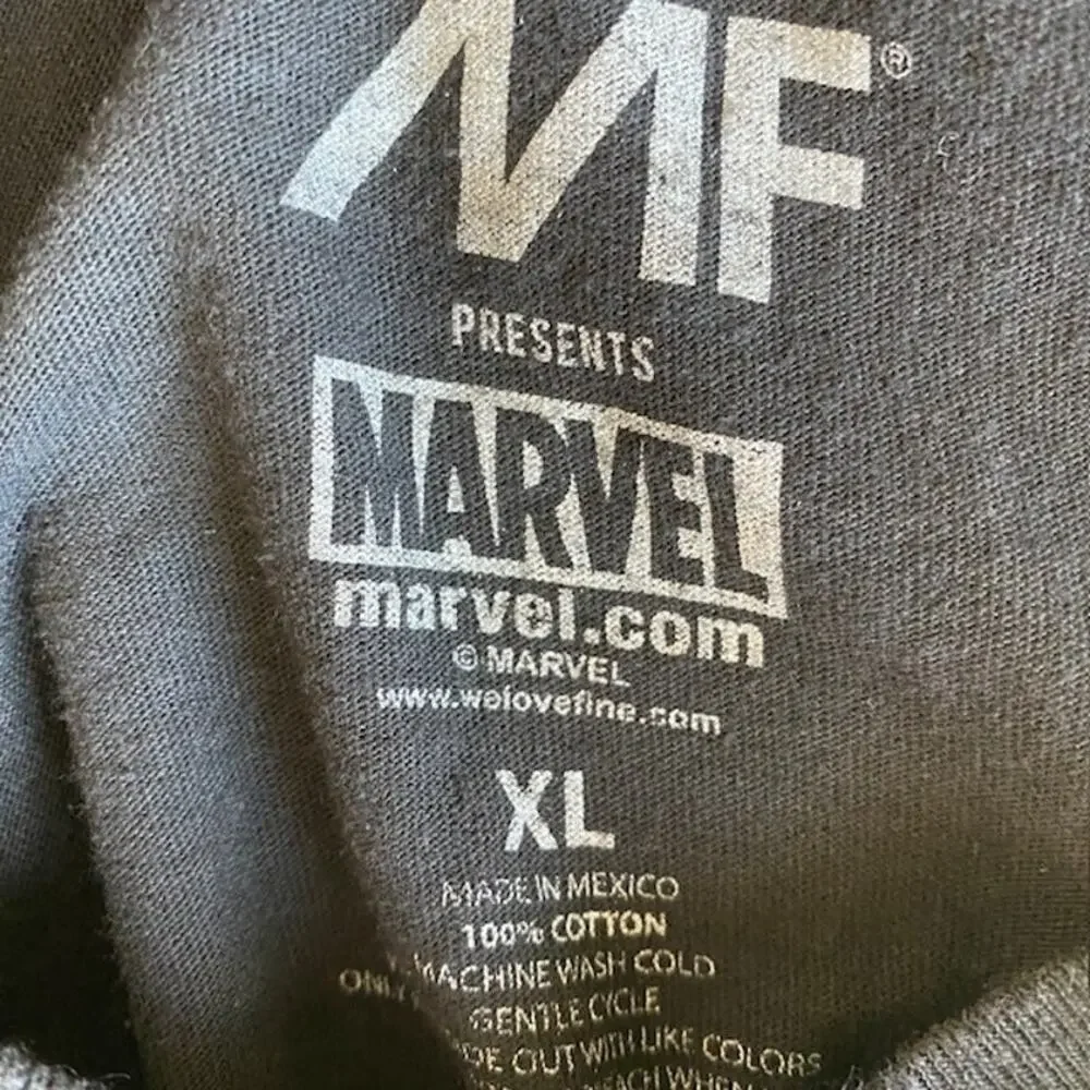 3/$21 Marvel Deadpool Clash Black t-shirt - XL